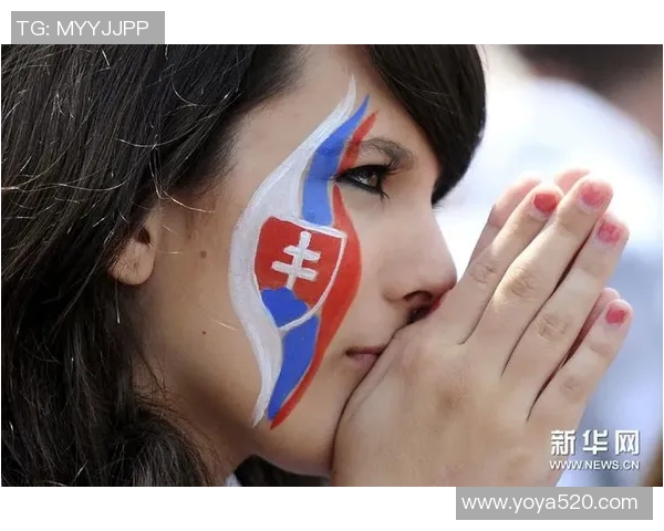 足球明星与美女球迷亲密互动视频展现激情与魅力的完美结合